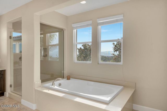 6894 Copper Creek Place, Moorpark, CA 93021