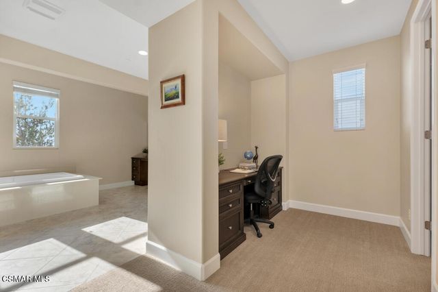 6894 Copper Creek Place, Moorpark, CA 93021