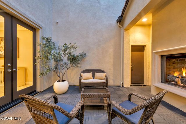 6894 Copper Creek Place, Moorpark, CA 93021