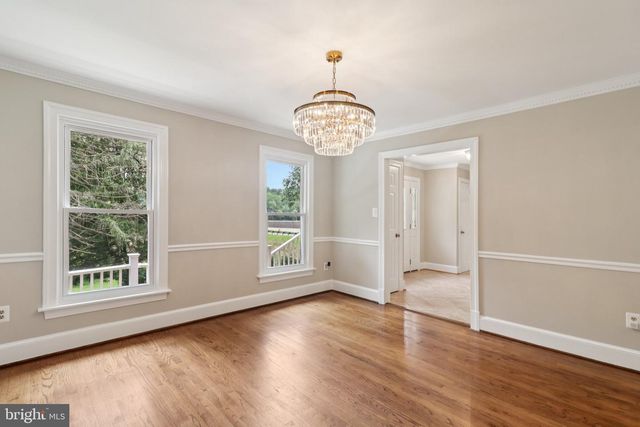 7518 OLD DOMINION DR, Mclean, VA 22102