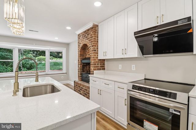 7518 OLD DOMINION DR, Mclean, VA 22102