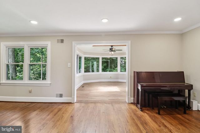 7518 OLD DOMINION DR, Mclean, VA 22102