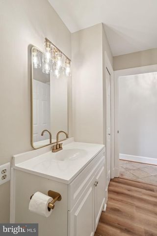 7518 OLD DOMINION DR, Mclean, VA 22102