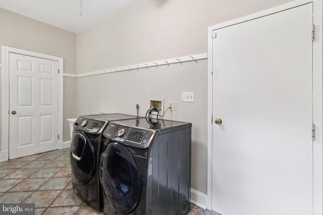 7518 OLD DOMINION DR, Mclean, VA 22102