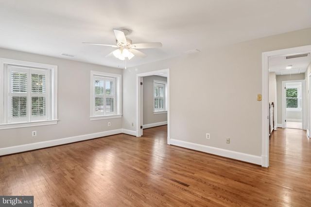 7518 OLD DOMINION DR, Mclean, VA 22102