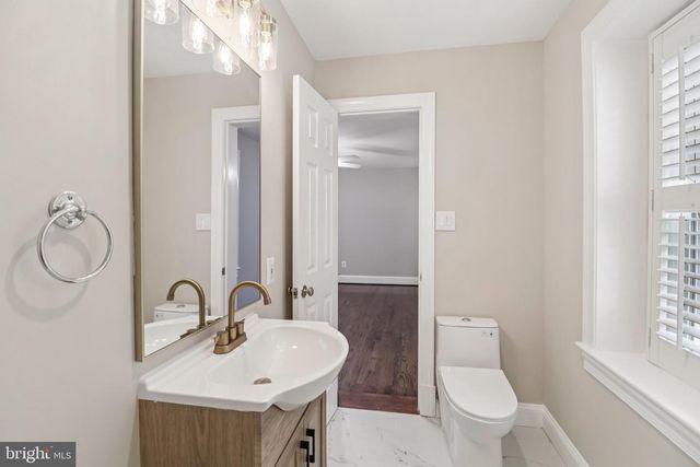 7518 OLD DOMINION DR, Mclean, VA 22102
