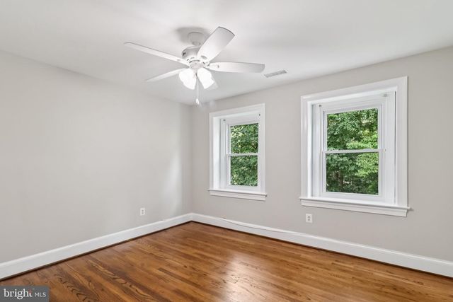 7518 OLD DOMINION DR, Mclean, VA 22102