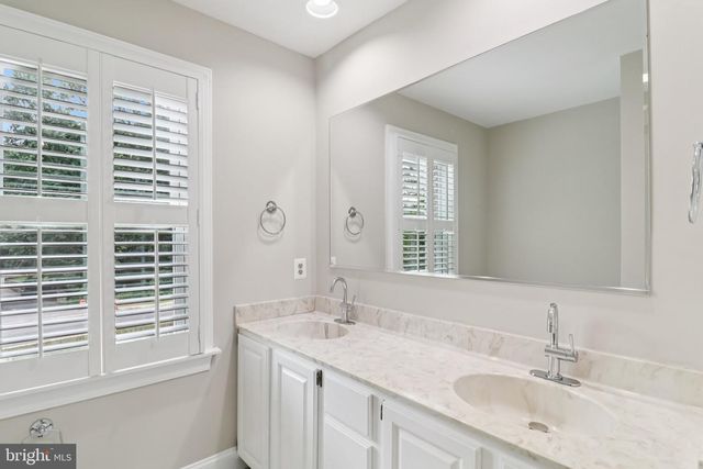 7518 OLD DOMINION DR, Mclean, VA 22102