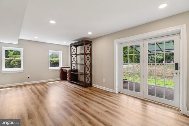7518 OLD DOMINION DR, Mclean, VA 22102