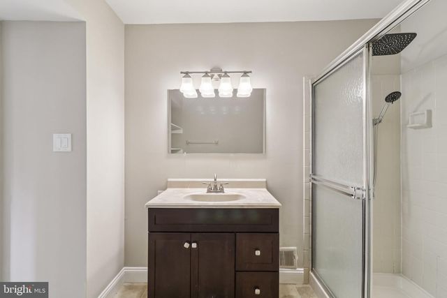 7518 OLD DOMINION DR, Mclean, VA 22102