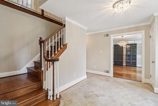 7518 OLD DOMINION DR, Mclean, VA 22102