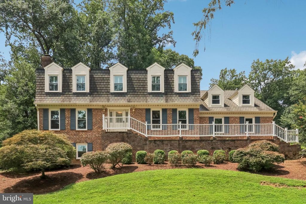 7518 OLD DOMINION DR, Mclean, VA 22102