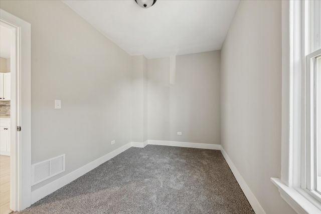 4845 W Potomac Avenue, Chicago, IL 60651