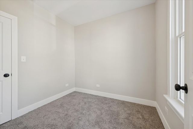 4845 W Potomac Avenue, Chicago, IL 60651