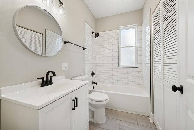 4845 W Potomac Avenue, Chicago, IL 60651