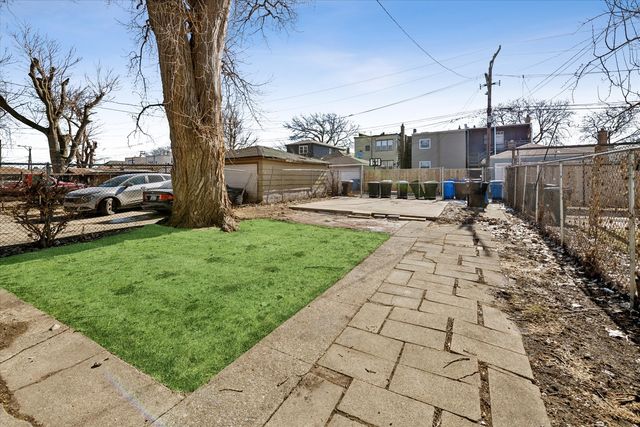 4845 W Potomac Avenue, Chicago, IL 60651