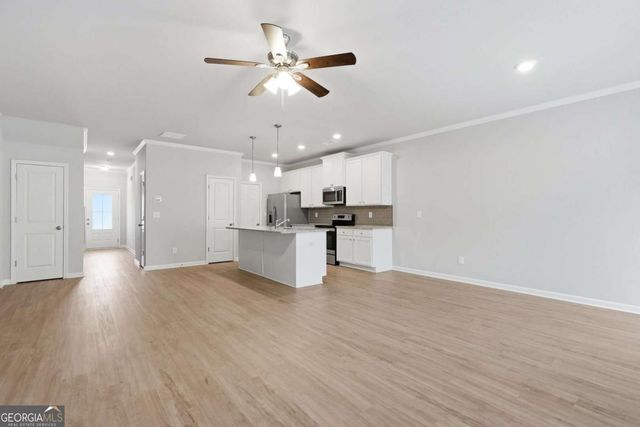 5350 Fox Den Road, Oakwood, GA 30566