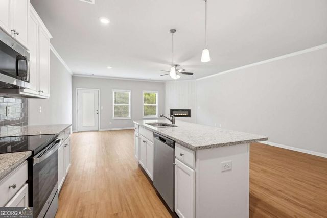 5350 Fox Den Road, Oakwood, GA 30566