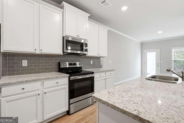 5350 Fox Den Road, Oakwood, GA 30566