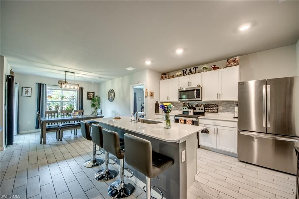 2532 NW 7th ST, CAPE CORAL, FL 33993 — photo 3