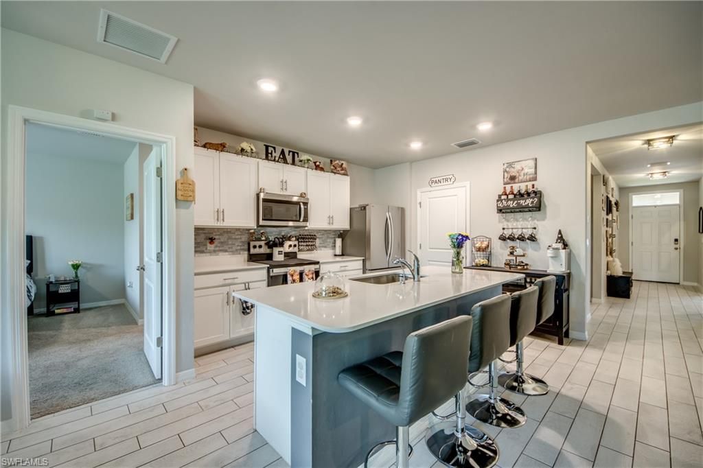 2532 NW 7th ST, CAPE CORAL, FL 33993 — photo 4