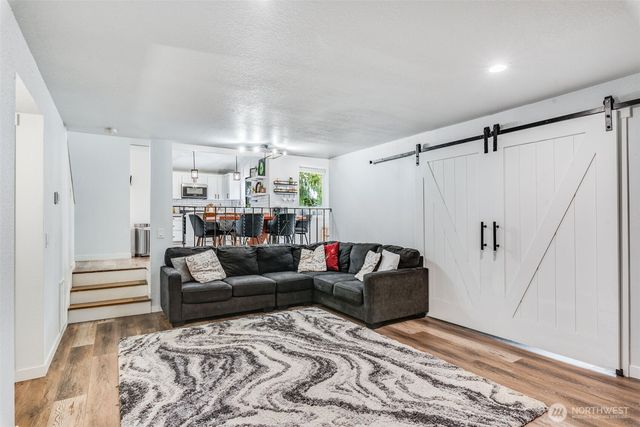6301 36TH Street SE, Auburn, WA 98092
