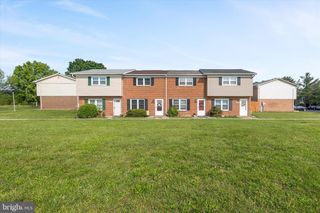 121 CHINKAPIN DR, Stephens City, VA 22655