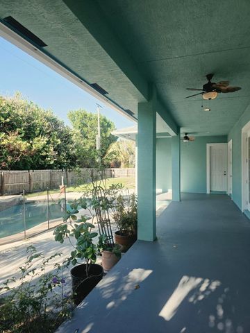 757 SW 36th Terrace, Palm City, FL 34990