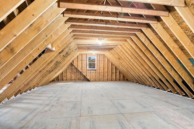 76 Captain Bannon Circle, Merrimack, NH 03054
