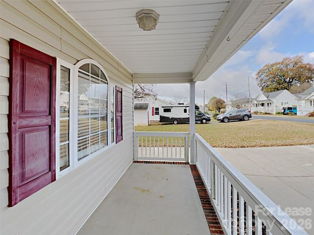 810 Caldwell Street, Belmont, NC 28012