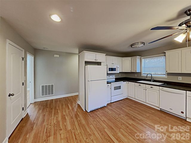 810 Caldwell Street, Belmont, NC 28012