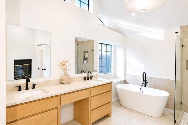 2222 Country Hollow Lane, Garland, TX 75040