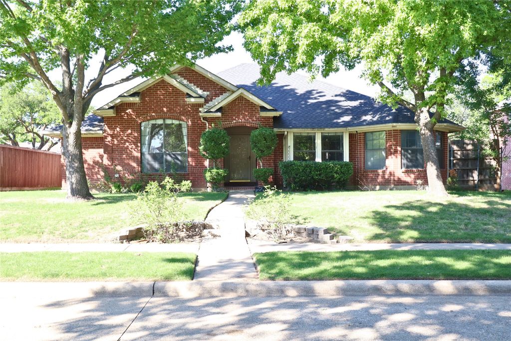2222 Country Hollow Lane, Garland, TX 75040
