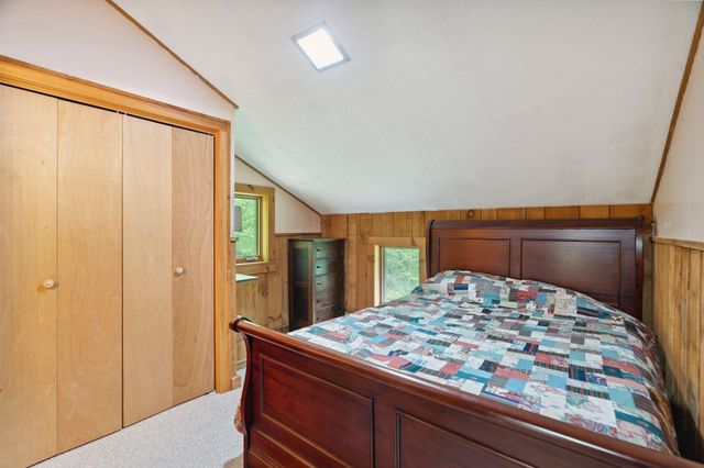 196 Powder Mill Road, Londonderry, VT 05148