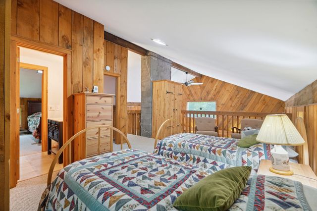 196 Powder Mill Road, Londonderry, VT 05148