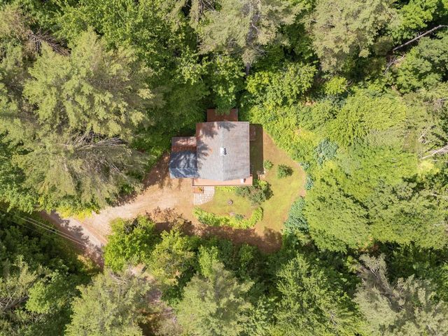 196 Powder Mill Road, Londonderry, VT 05148