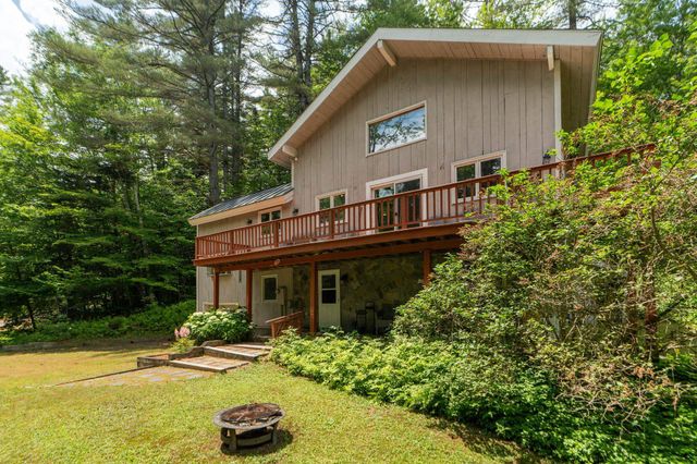 196 Powder Mill Road, Londonderry, VT 05148