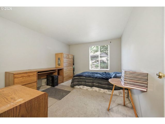 10121 Sw TRAPPER Ter, Beaverton, OR 97008
