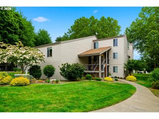 10121 Sw TRAPPER Ter, Beaverton, OR 97008