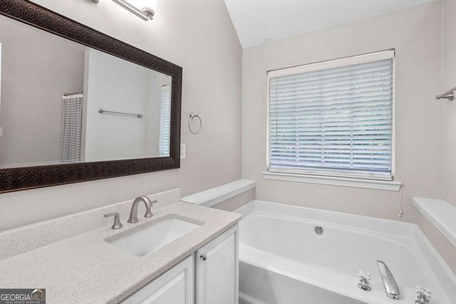 90 McIntosh Estates Court, Sharpsburg, GA 30277