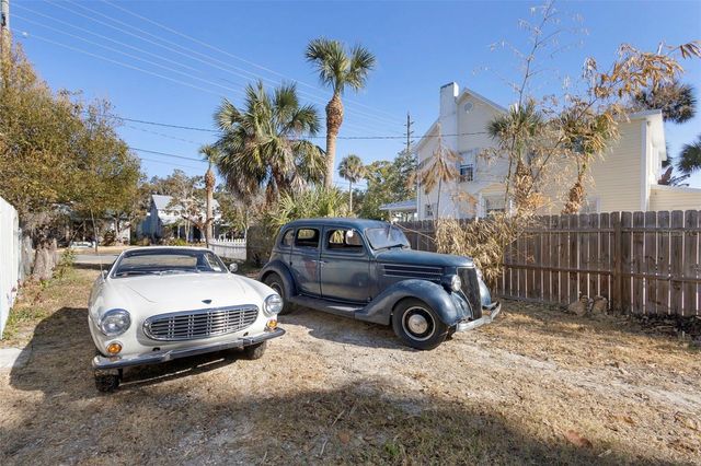 212 MARY AVENUE, New Smyrna Beach, FL 32168