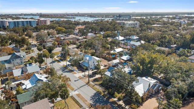 212 MARY AVENUE, New Smyrna Beach, FL 32168