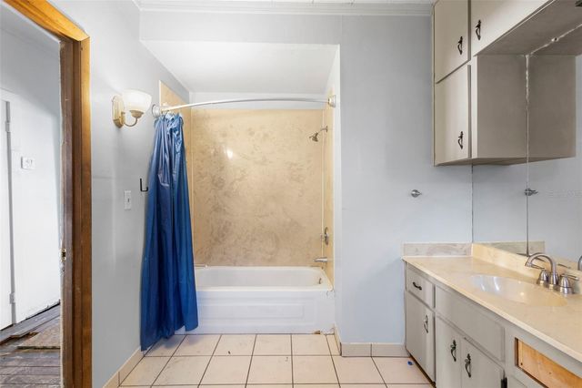 212 MARY AVENUE, New Smyrna Beach, FL 32168