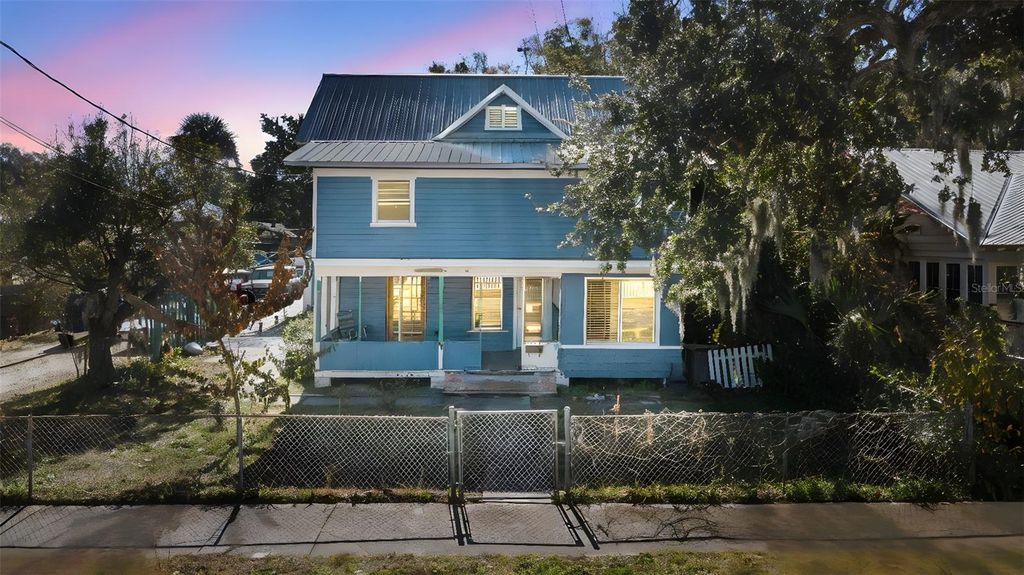 212 MARY AVENUE, New Smyrna Beach, FL 32168