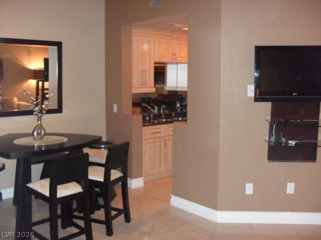 260 East FLAMINGO Road 329, Las Vegas, NV 89169