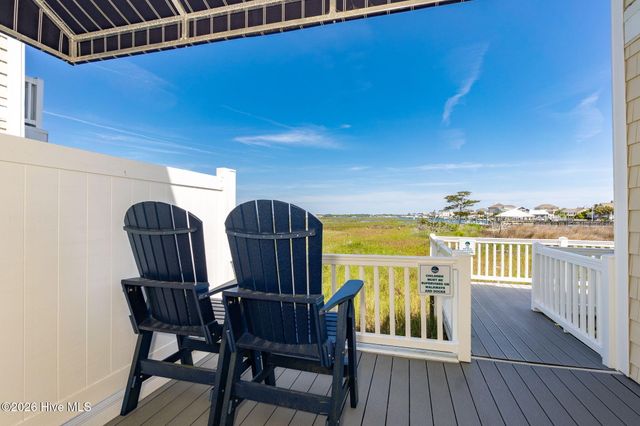 602 W Fort Macon Road 232, Atlantic Beach, NC 28512