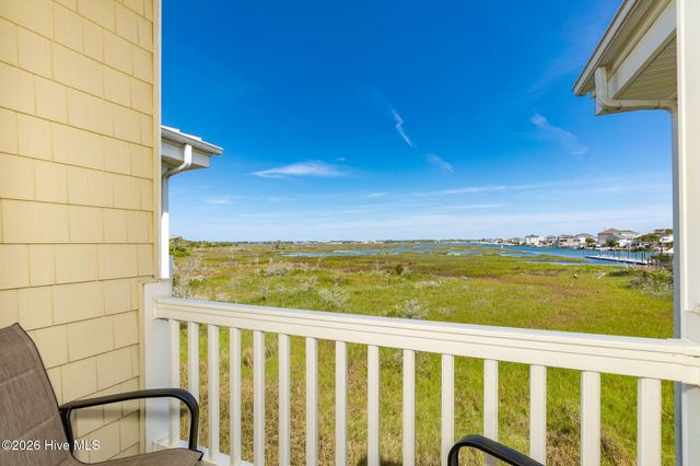 602 W Fort Macon Road 232, Atlantic Beach, NC 28512