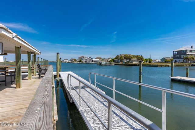 602 W Fort Macon Road 232, Atlantic Beach, NC 28512