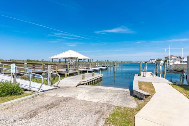 602 W Fort Macon Road 232, Atlantic Beach, NC 28512