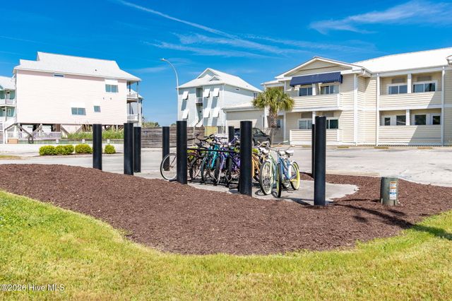 602 W Fort Macon Road 232, Atlantic Beach, NC 28512